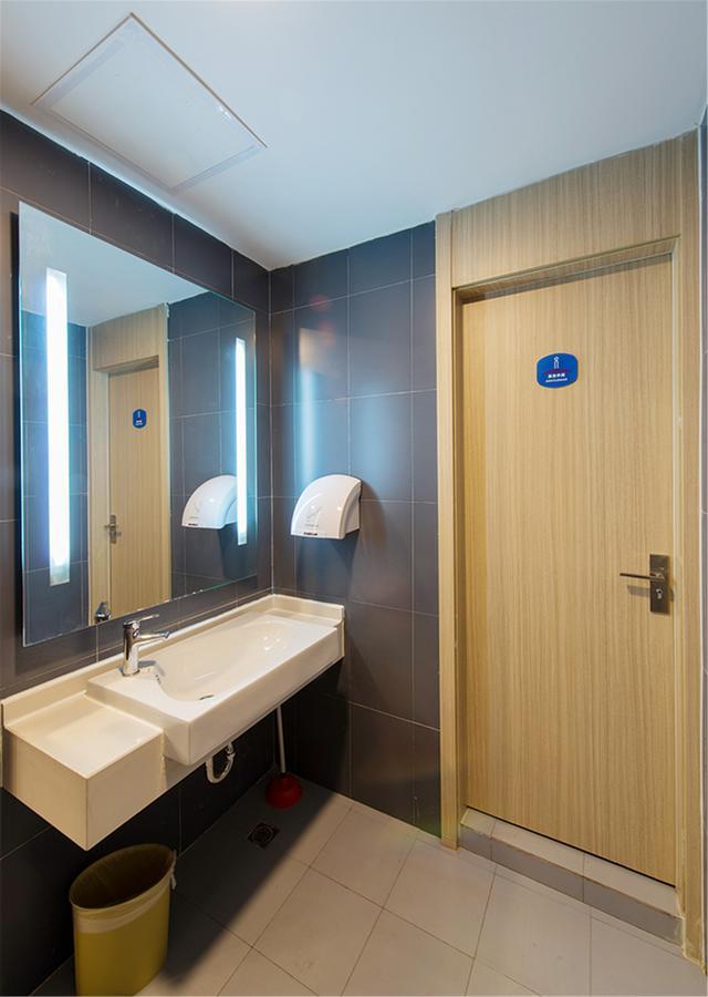 Hanting Hotel Zhuhai Gongbei Port Qinglv Nanlu Branch Экстерьер фото