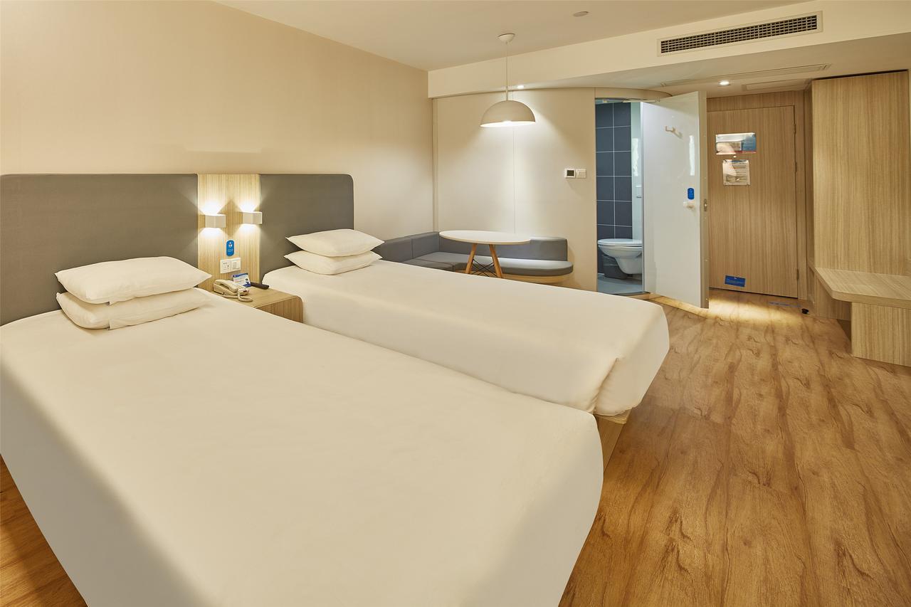 Hanting Hotel Zhuhai Gongbei Port Qinglv Nanlu Branch Экстерьер фото